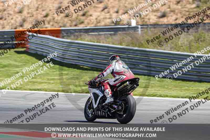 cadwell no limits trackday;cadwell park;cadwell park photographs;cadwell trackday photographs;enduro digital images;event digital images;eventdigitalimages;navarra;no limits trackdays;peter wileman photography;racing digital images;trackday digital images;trackday photos